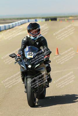 media/Sep-20-2025-TrackDaz (Sat) [[27f0cde673]]/Around the Pits/